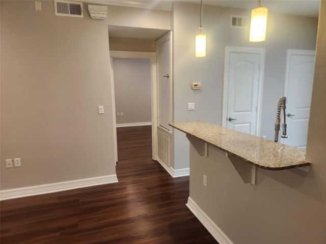 3501 Chenevert Street 2, Houston, TX 77004