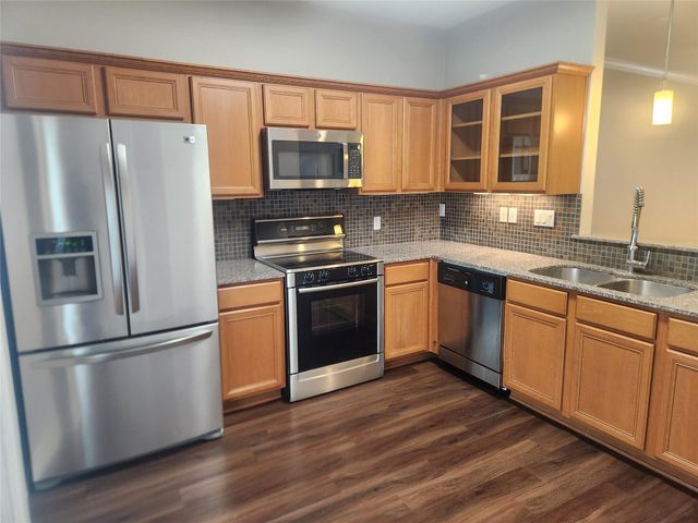 3501 Chenevert Street 2, Houston, TX 77004