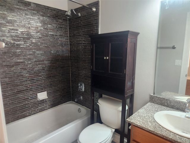 3501 Chenevert Street 2, Houston, TX 77004
