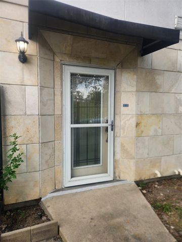 3501 Chenevert Street 2, Houston, TX 77004