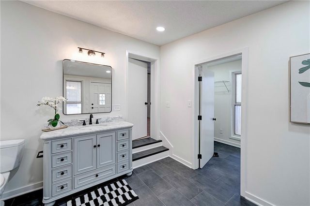 7306 Maple Street, Overland Park, KS 66204