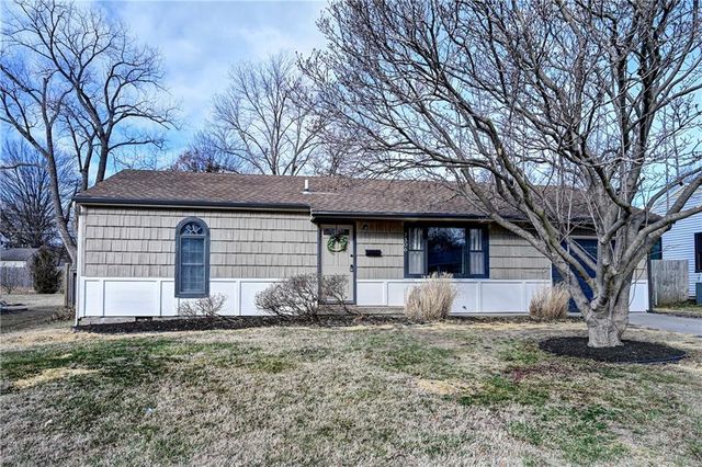 7306 Maple Street, Overland Park, KS 66204