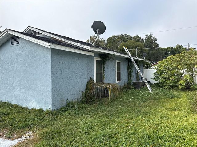 8007 N KLONDYKE STREET, Tampa, FL 33604