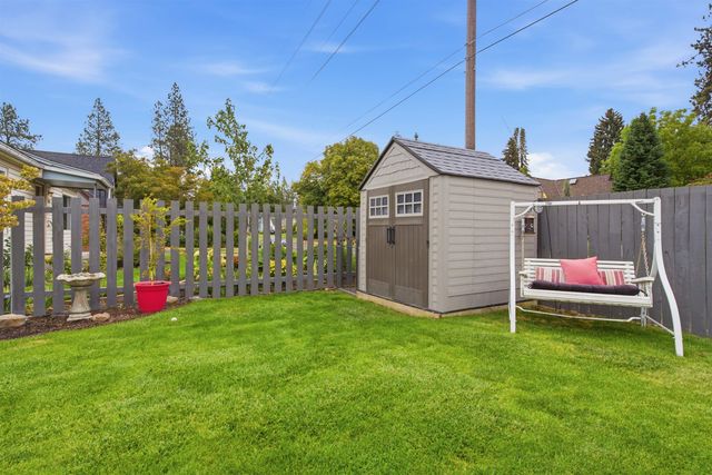 2821 S Monroe St, Spokane, WA 99203