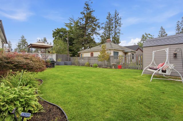 2821 S Monroe St, Spokane, WA 99203