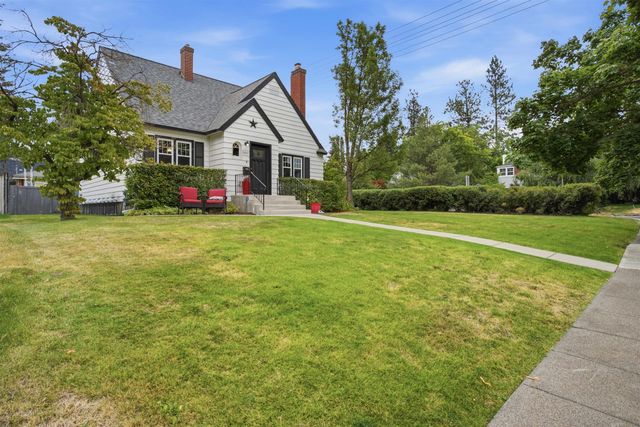 2821 S Monroe St, Spokane, WA 99203