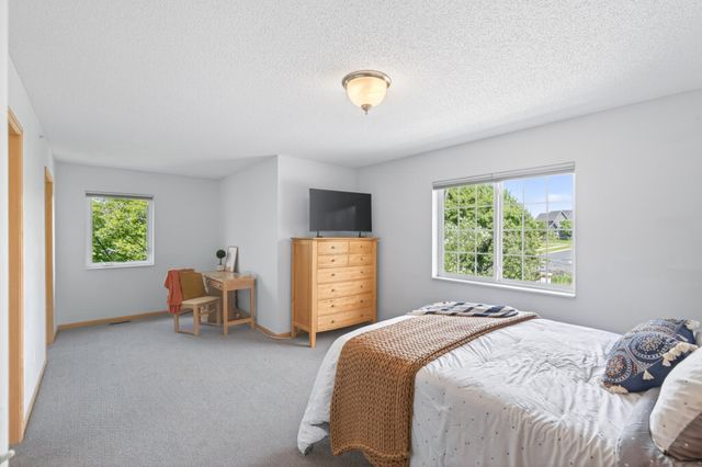 17501 69th Place N, Maple Grove, MN 55311