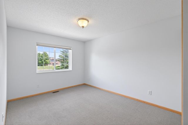 17501 69th Place N, Maple Grove, MN 55311