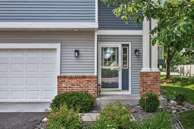 17501 69th Place N, Maple Grove, MN 55311