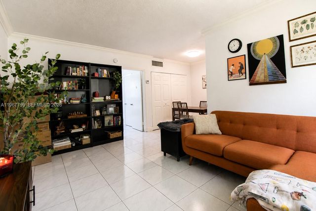 3901 SW 78th Court 1116, Miami, FL 33155