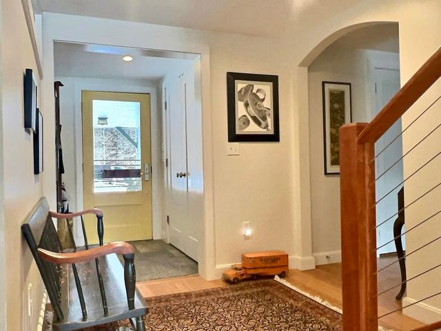 14 Fox Run Road, Wilmot, NH 03287