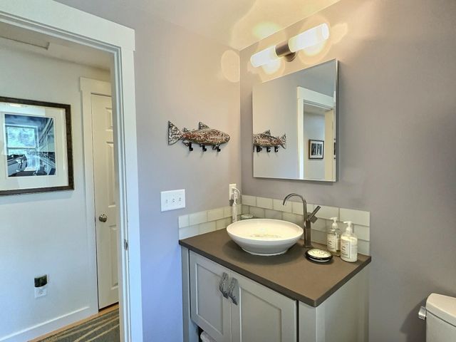 14 Fox Run Road, Wilmot, NH 03287