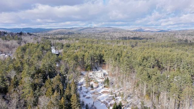 14 Fox Run Road, Wilmot, NH 03287