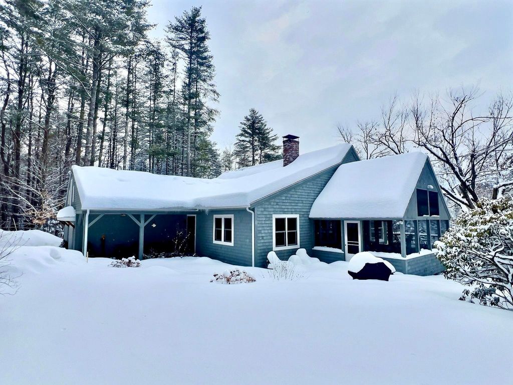 14 Fox Run Road, Wilmot, NH 03287