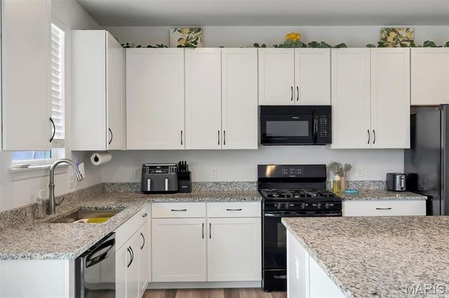 122 Huntleigh Drive, Wentzville, MO 63385