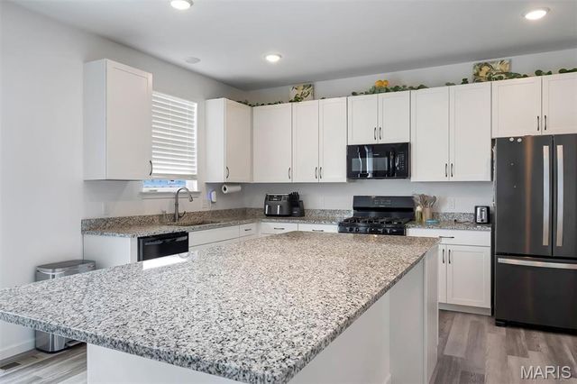 122 Huntleigh Drive, Wentzville, MO 63385