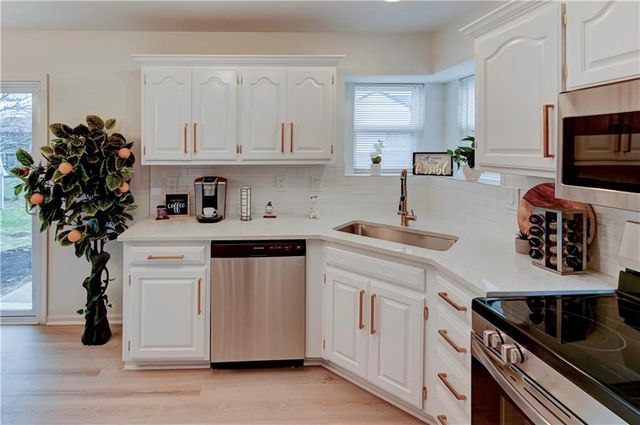 1608 Cody Drive, Raymore, MO 64083