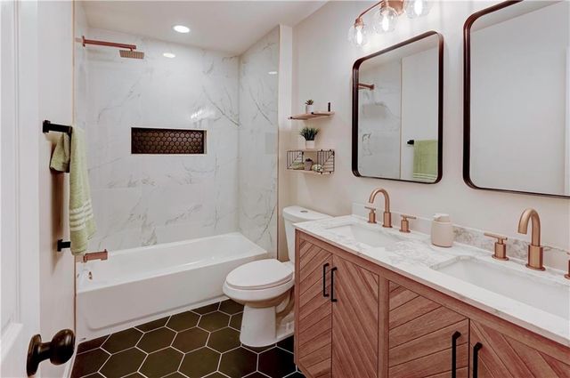 1608 Cody Drive, Raymore, MO 64083