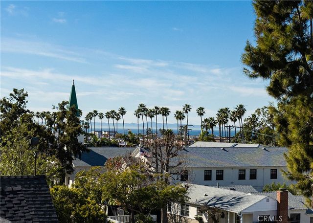 708 Heliotrope, Corona Del Mar, CA 92625