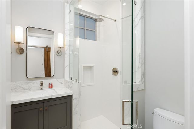 708 Heliotrope, Corona Del Mar, CA 92625