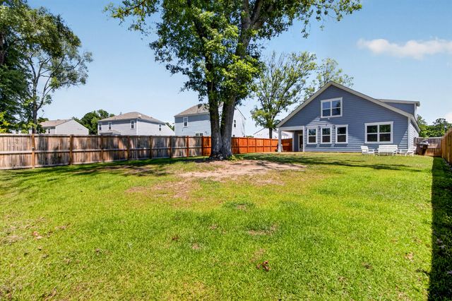 187 Morning View Way, Moncks Corner, SC 29461