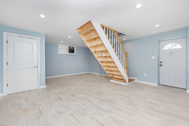 64 nolans lane, Brooklyn, NY 11236