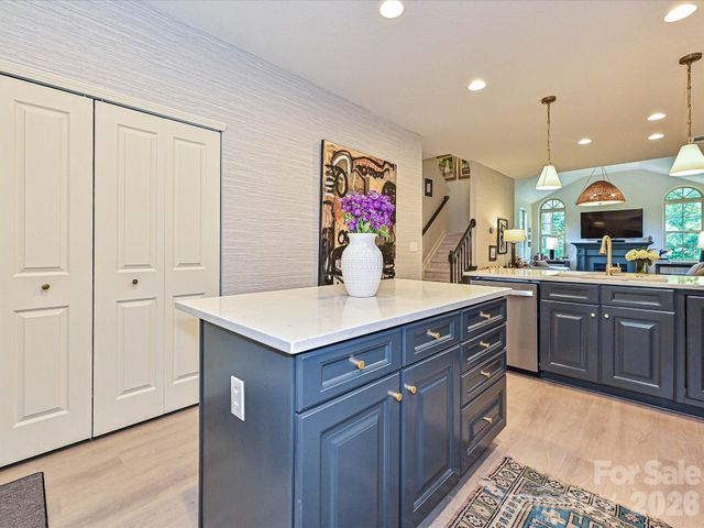 3520 S Bank Court, Matthews, NC 28105
