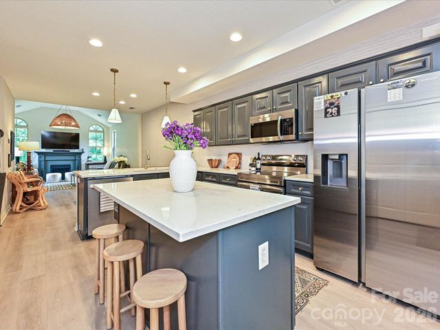 3520 S Bank Court, Matthews, NC 28105