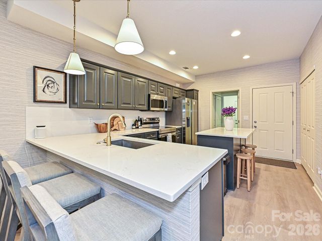 3520 S Bank Court, Matthews, NC 28105