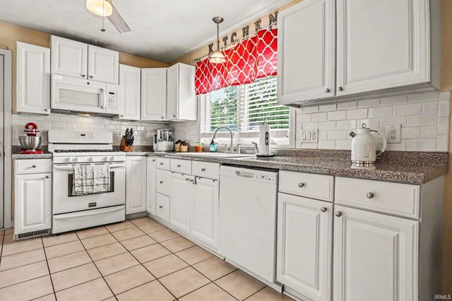 714 Benton Street, Mishawaka, IN 46545