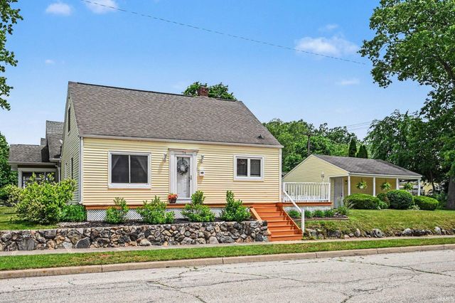 714 Benton Street, Mishawaka, IN 46545
