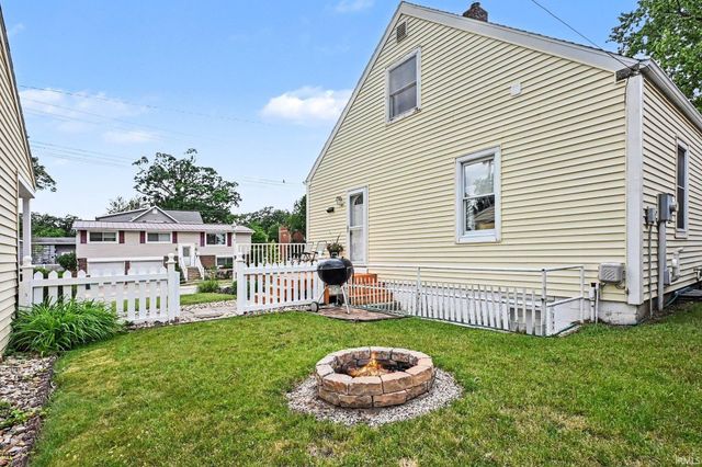 714 Benton Street, Mishawaka, IN 46545