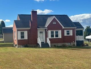288 Richardson DR, Roanoke, VA 24019