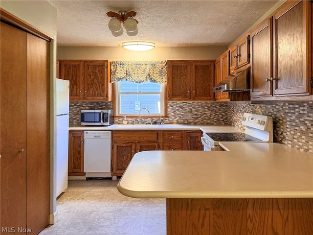 281 Cardinal Drive, Medina, OH 44256