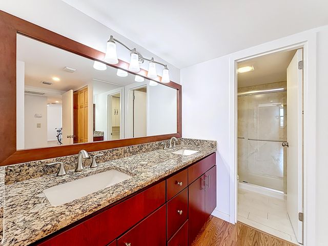 20100 W Country Club Drive 707, Aventura, FL 33180