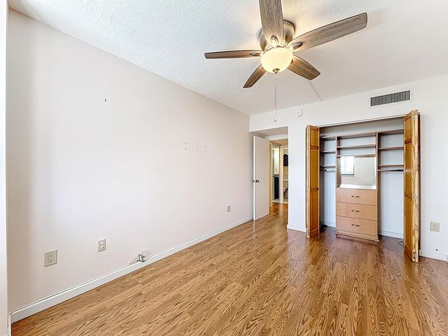 20100 W Country Club Drive 707, Aventura, FL 33180