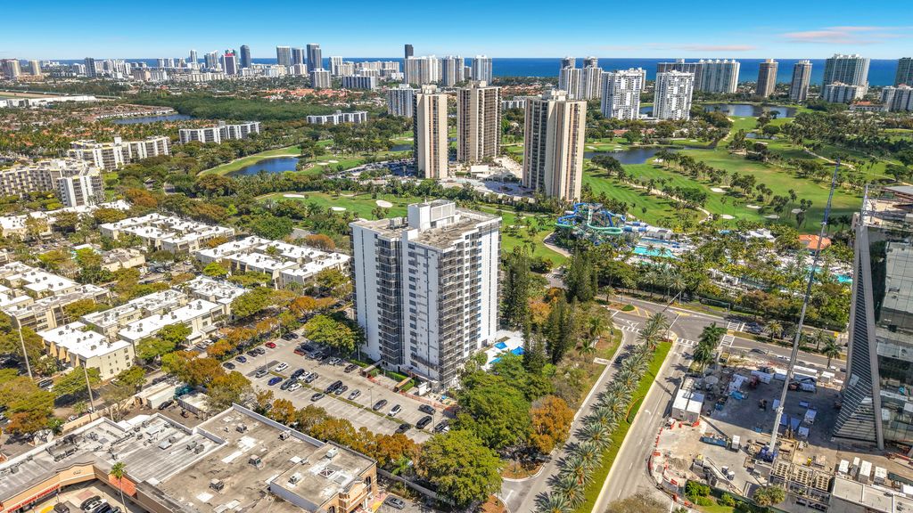 20100 W Country Club Drive 707, Aventura, FL 33180