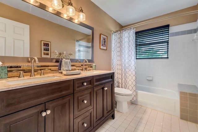 18122 NW 15th Ct, Pembroke Pines, FL 33029