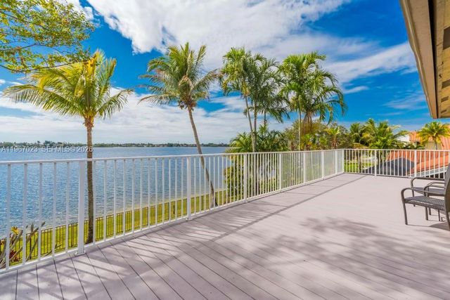 18122 NW 15th Ct, Pembroke Pines, FL 33029