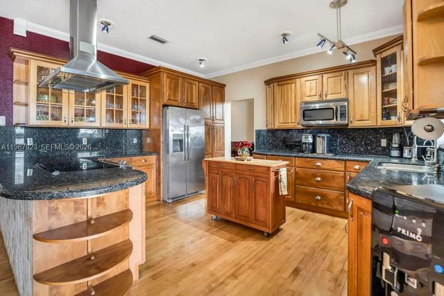 18122 NW 15th Ct, Pembroke Pines, FL 33029