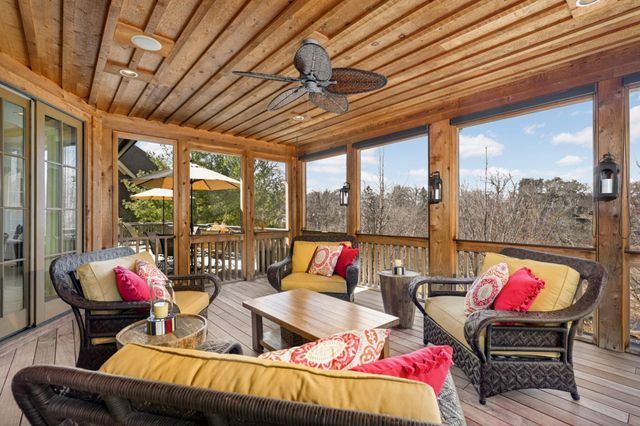 800 Westwood Drive S, Golden Valley, MN 55416