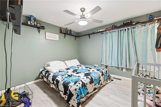 255 W 7th Street, Lexington, NC 27295