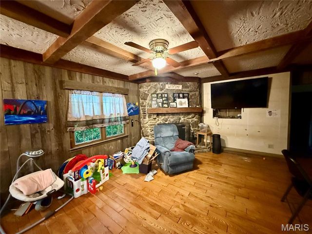 115 Sharon Drive, Montgomery City, MO 63361