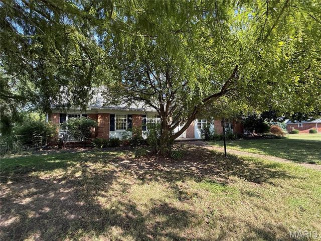 115 Sharon Drive, Montgomery City, MO 63361