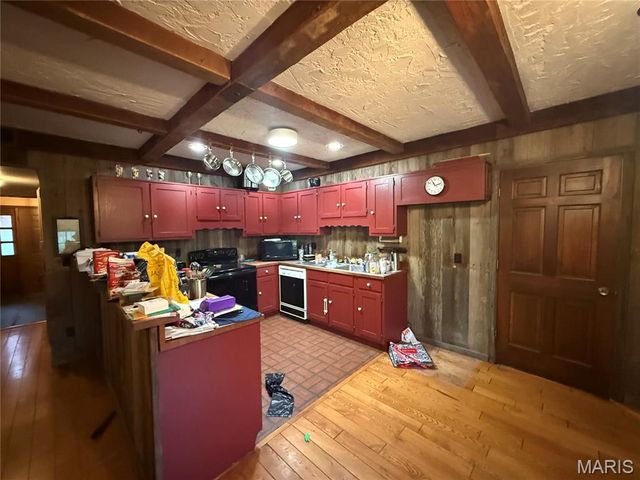 115 Sharon Drive, Montgomery City, MO 63361