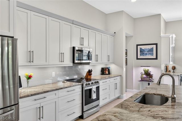 821 NW 38th AVE, Cape Coral, FL 33993