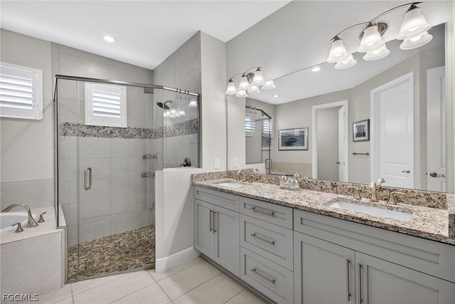 821 NW 38th AVE, Cape Coral, FL 33993