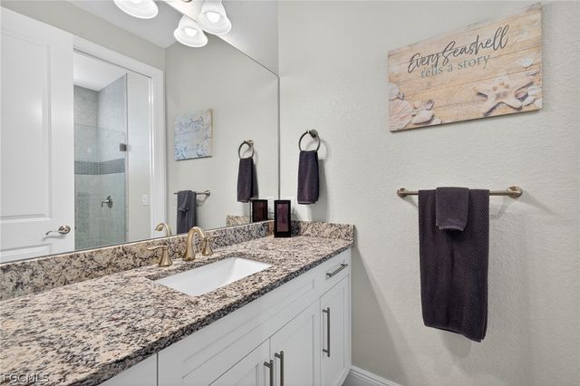 821 NW 38th AVE, Cape Coral, FL 33993