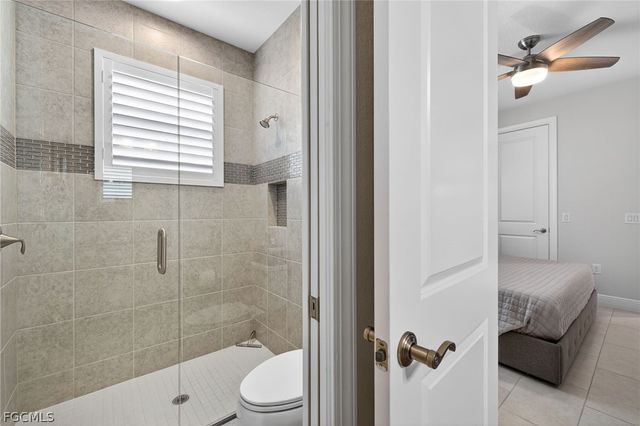 821 NW 38th AVE, Cape Coral, FL 33993