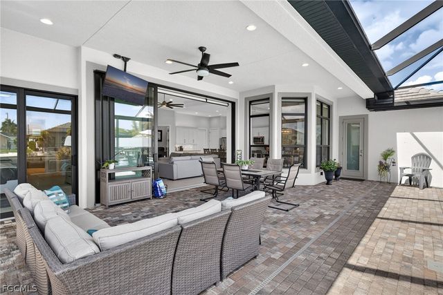 821 NW 38th AVE, Cape Coral, FL 33993